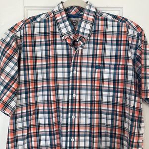 Cinch short sleeve button down, size M